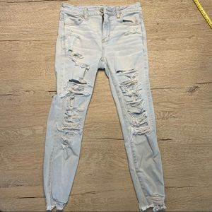 High-Rise Light Washed Jean